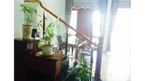 Cho thuê biệt thự ngắn hạn Đà Nẵng, khu vực gần biển, giá 18 triệu một tháng